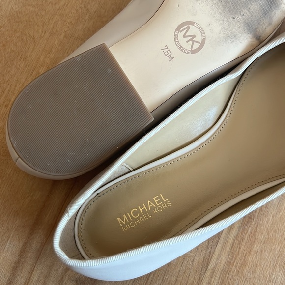 Micheael Kors  100% leather Ballerina - Picture 4 of 4